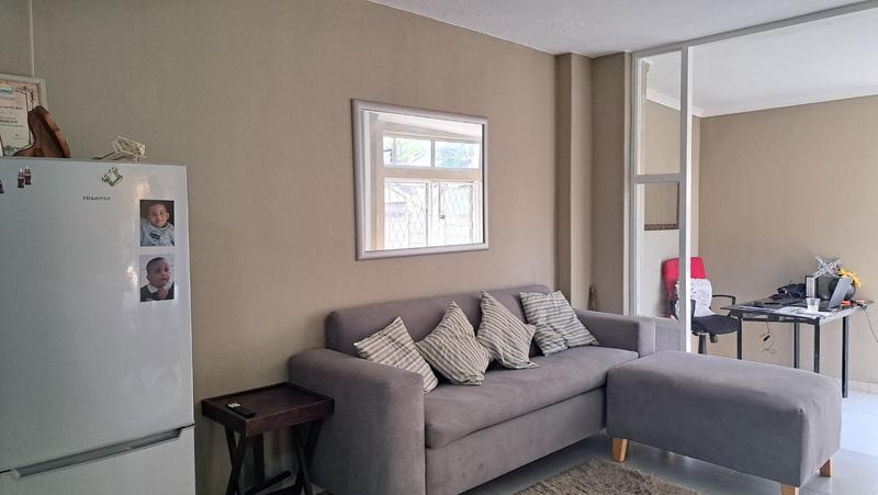 1 Bedroom Property for Sale in Morningside KwaZulu-Natal