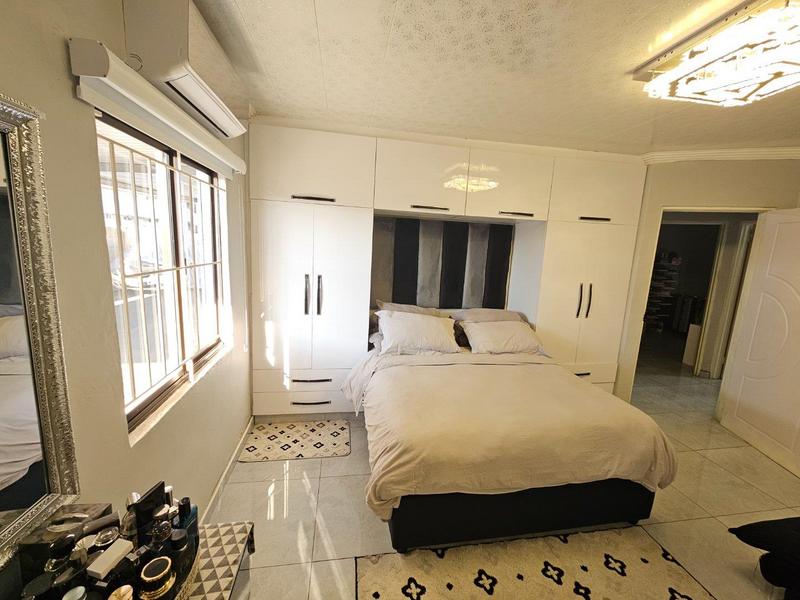 4 Bedroom Property for Sale in Sydenham KwaZulu-Natal