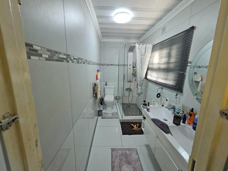 4 Bedroom Property for Sale in Sydenham KwaZulu-Natal