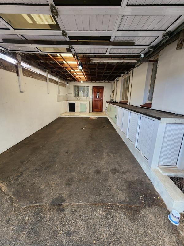 8 Bedroom Property for Sale in Sydenham KwaZulu-Natal