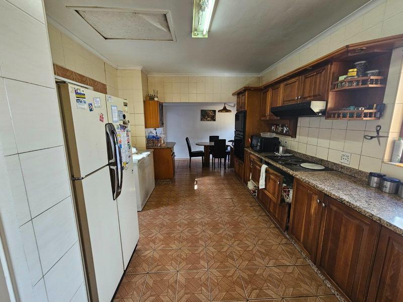 5 Bedroom Property for Sale in Umhlanga Ridge KwaZulu-Natal