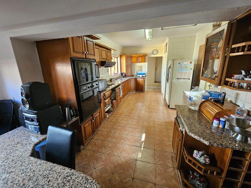 5 Bedroom Property for Sale in Umhlanga Ridge KwaZulu-Natal