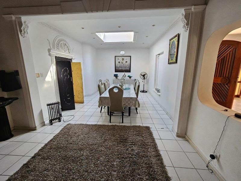 5 Bedroom Property for Sale in Umhlanga Ridge KwaZulu-Natal