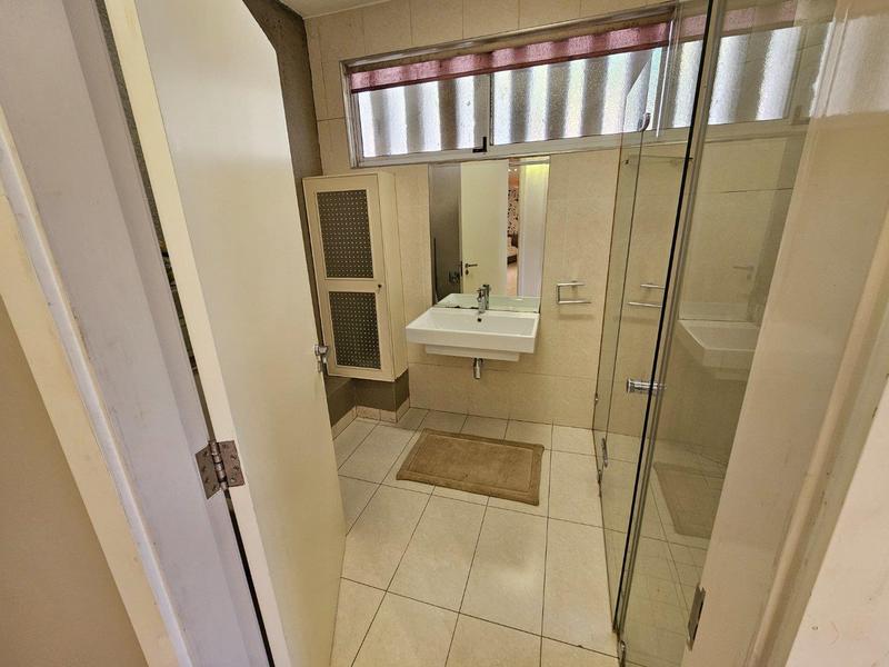 6 Bedroom Property for Sale in Beverley Hills KwaZulu-Natal