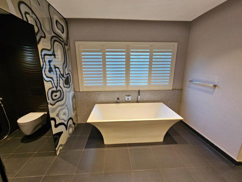 6 Bedroom Property for Sale in Beverley Hills KwaZulu-Natal