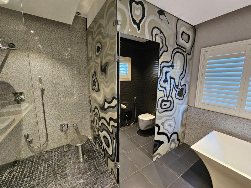 6 Bedroom Property for Sale in Beverley Hills KwaZulu-Natal