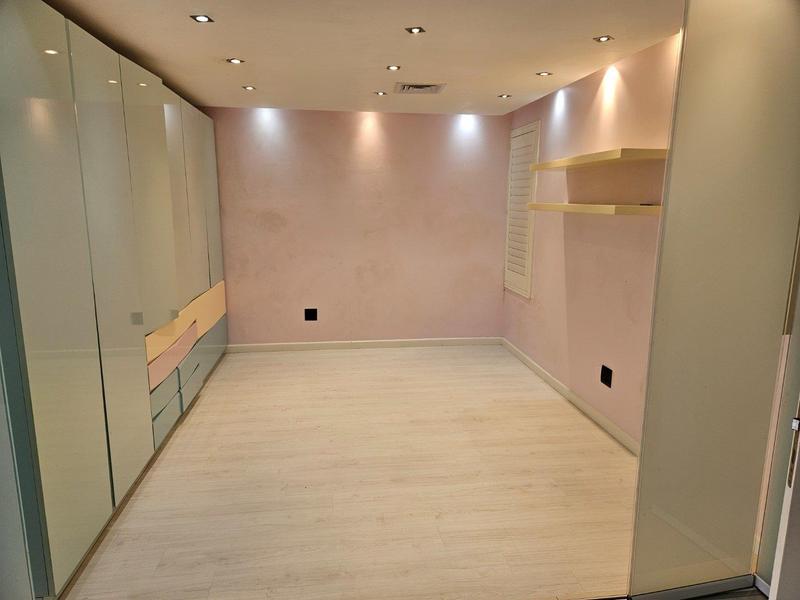 6 Bedroom Property for Sale in Beverley Hills KwaZulu-Natal