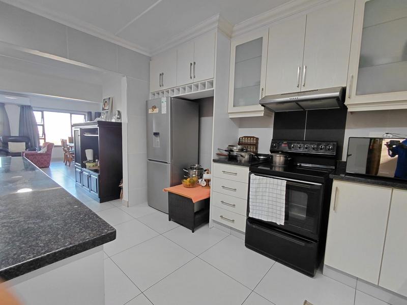 5 Bedroom Property for Sale in Umgeni Park KwaZulu-Natal