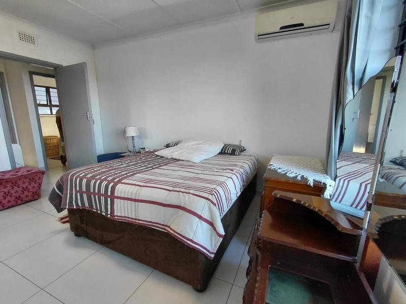 5 Bedroom Property for Sale in Umgeni Park KwaZulu-Natal