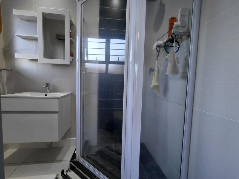 5 Bedroom Property for Sale in Umgeni Park KwaZulu-Natal