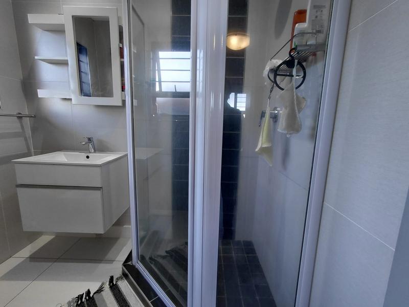 5 Bedroom Property for Sale in Umgeni Park KwaZulu-Natal