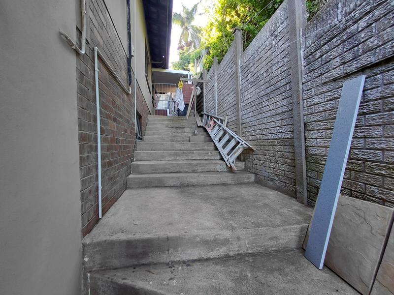 5 Bedroom Property for Sale in Umgeni Park KwaZulu-Natal