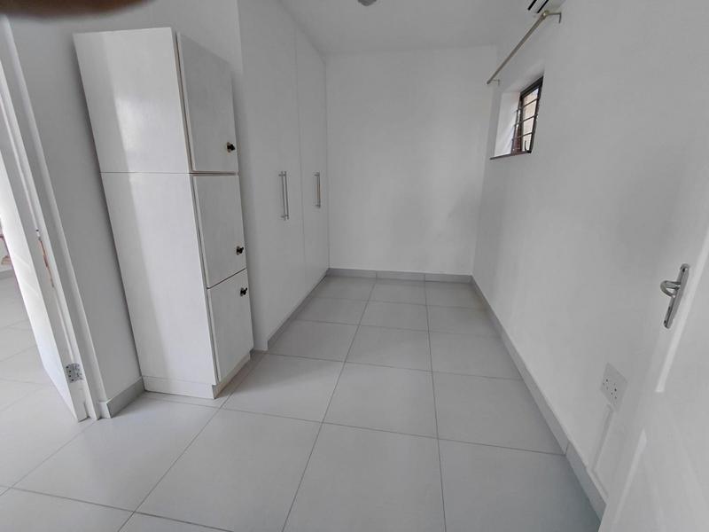 5 Bedroom Property for Sale in Umgeni Park KwaZulu-Natal