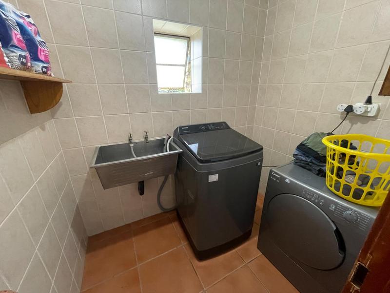 8 Bedroom Property for Sale in Greytown KwaZulu-Natal