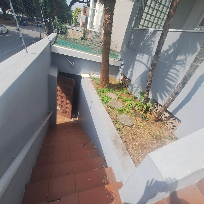 To Let 2 Bedroom Property for Rent in Essenwood KwaZulu-Natal