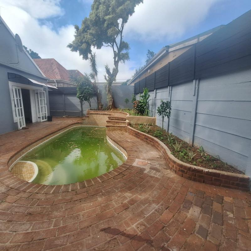 To Let 2 Bedroom Property for Rent in Essenwood KwaZulu-Natal