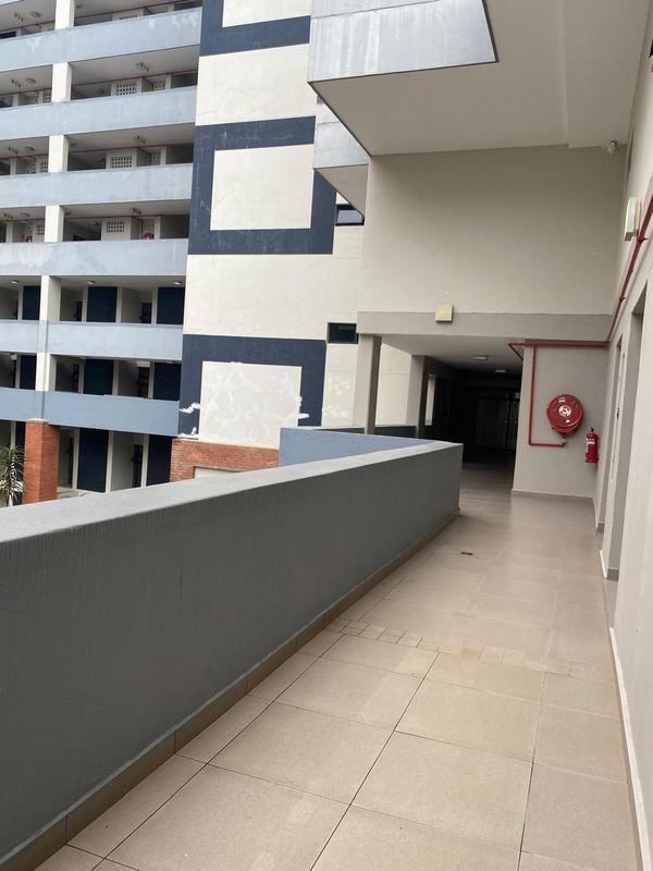 2 Bedroom Property for Sale in Umhlanga Ridge KwaZulu-Natal