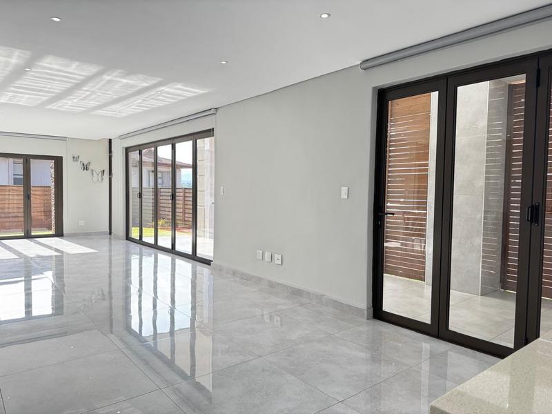 5 Bedroom Property for Sale in Umhlanga KwaZulu-Natal