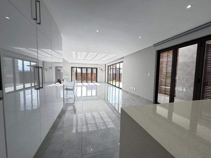 5 Bedroom Property for Sale in Umhlanga KwaZulu-Natal