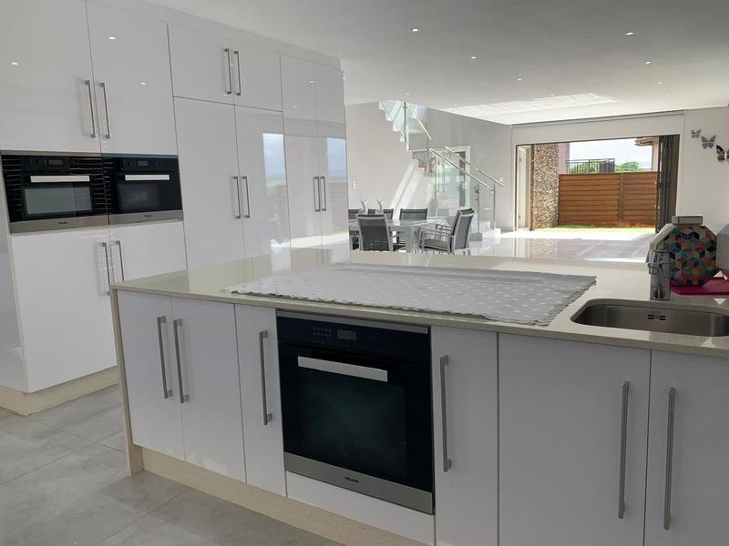 5 Bedroom Property for Sale in Umhlanga KwaZulu-Natal