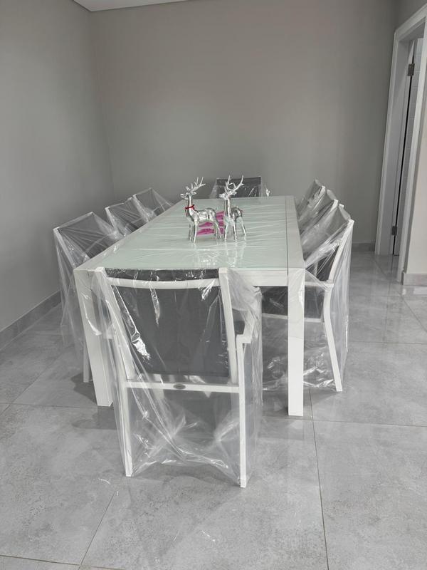 5 Bedroom Property for Sale in Umhlanga KwaZulu-Natal