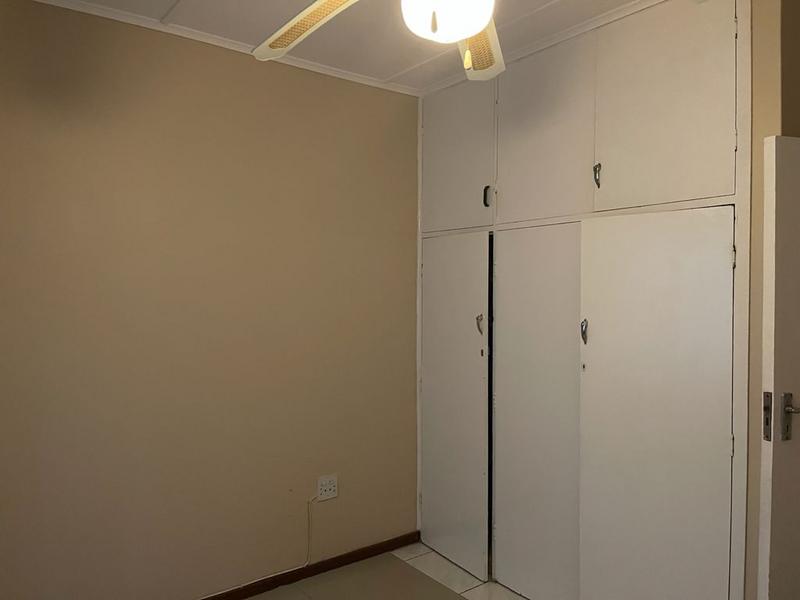 To Let 4 Bedroom Property for Rent in Westridge KwaZulu-Natal