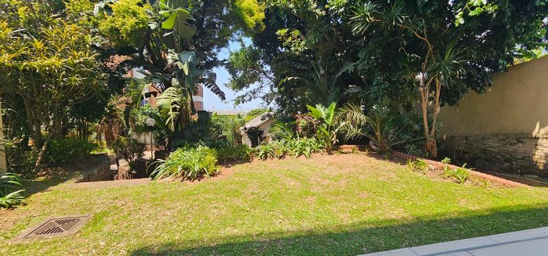 2 Bedroom Property for Sale in Essenwood KwaZulu-Natal