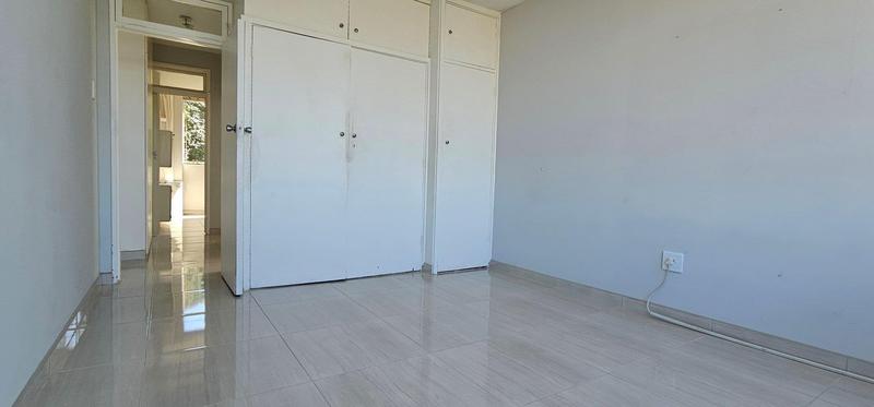 2 Bedroom Property for Sale in Essenwood KwaZulu-Natal