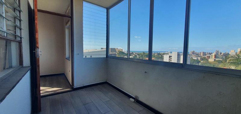 2 Bedroom Property for Sale in Essenwood KwaZulu-Natal