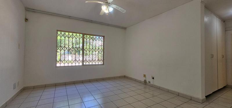 3 Bedroom Property for Sale in Essenwood KwaZulu-Natal