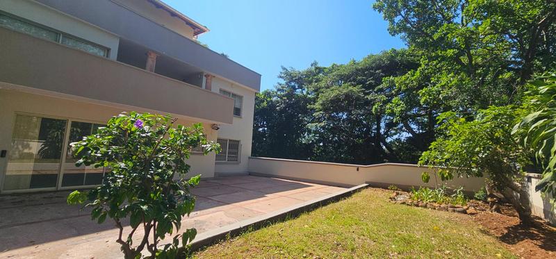 3 Bedroom Property for Sale in Essenwood KwaZulu-Natal