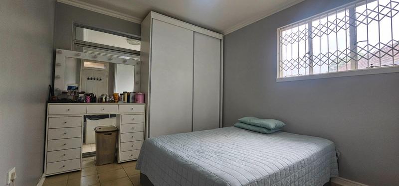 1 Bedroom Property for Sale in Morningside KwaZulu-Natal