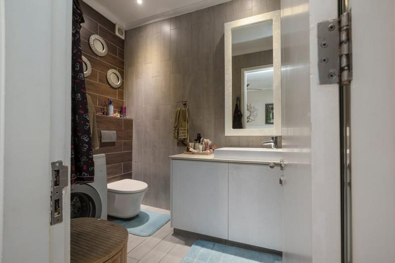 1 Bedroom Property for Sale in Umhlanga Ridge KwaZulu-Natal