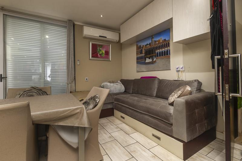 1 Bedroom Property for Sale in Umhlanga Ridge KwaZulu-Natal