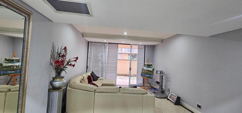 2 Bedroom Property for Sale in Umhlanga Ridge KwaZulu-Natal