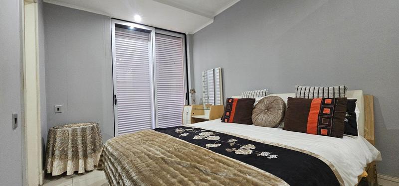 2 Bedroom Property for Sale in Umhlanga Ridge KwaZulu-Natal