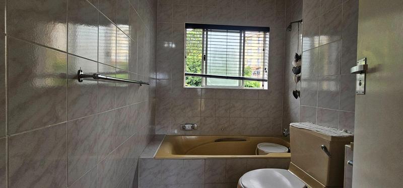 2 Bedroom Property for Sale in Durban North KwaZulu-Natal