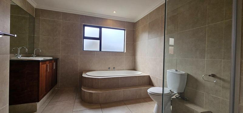 4 Bedroom Property for Sale in Point Waterfront KwaZulu-Natal