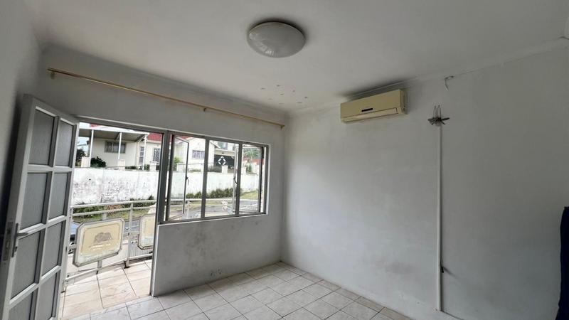 12 Bedroom Property for Sale in Parkgate KwaZulu-Natal