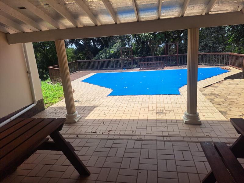 7 Bedroom Property for Sale in Umtentweni KwaZulu-Natal