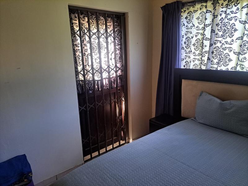 7 Bedroom Property for Sale in Umtentweni KwaZulu-Natal