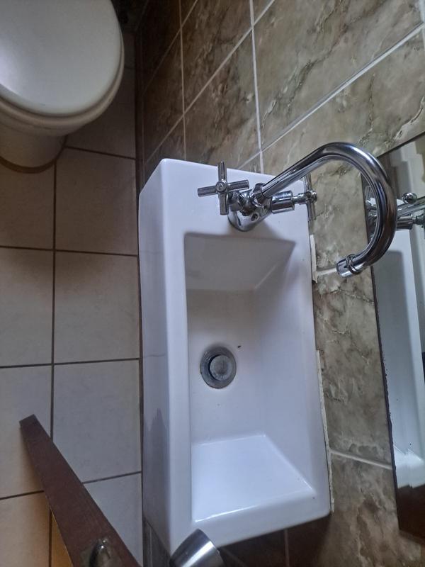 7 Bedroom Property for Sale in Umtentweni KwaZulu-Natal