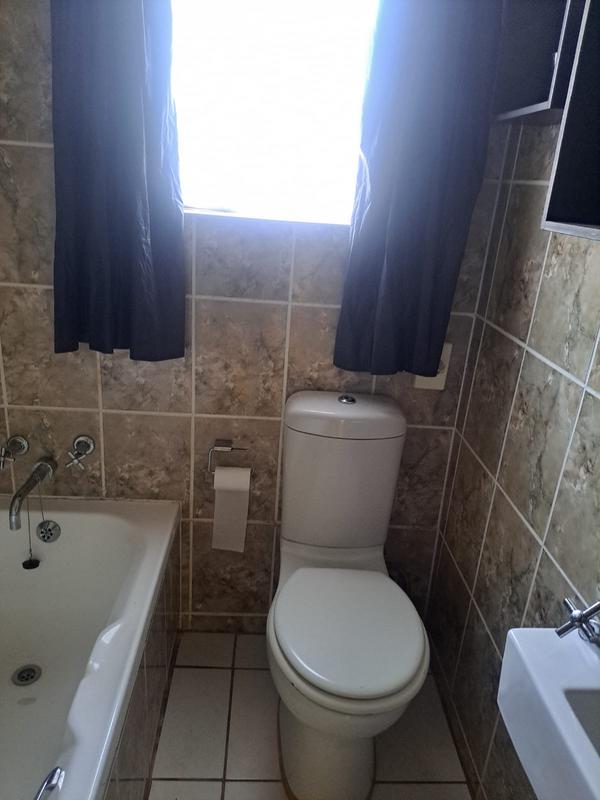 7 Bedroom Property for Sale in Umtentweni KwaZulu-Natal