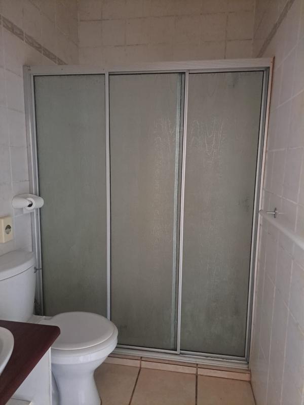 7 Bedroom Property for Sale in Umtentweni KwaZulu-Natal