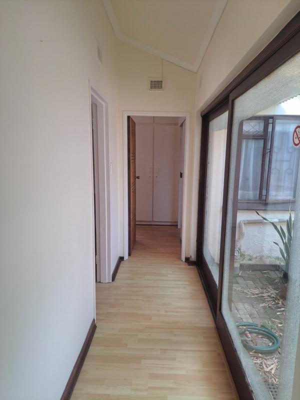 7 Bedroom Property for Sale in Umtentweni KwaZulu-Natal