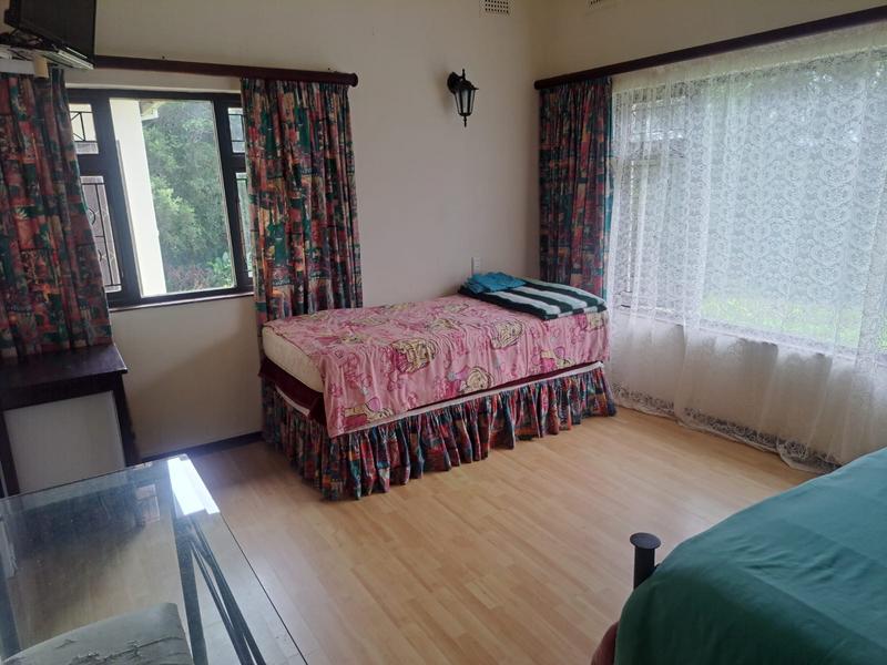 7 Bedroom Property for Sale in Umtentweni KwaZulu-Natal