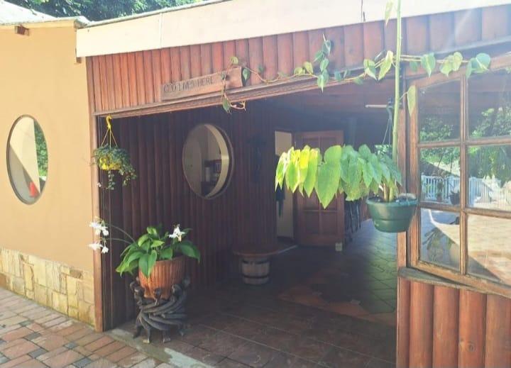 To Let 3 Bedroom Property for Rent in Umtentweni KwaZulu-Natal