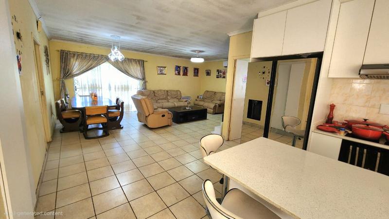 3 Bedroom Property for Sale in Mount Vernon KwaZulu-Natal