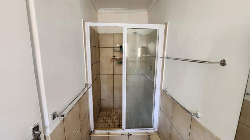 3 Bedroom Property for Sale in Mount Vernon KwaZulu-Natal