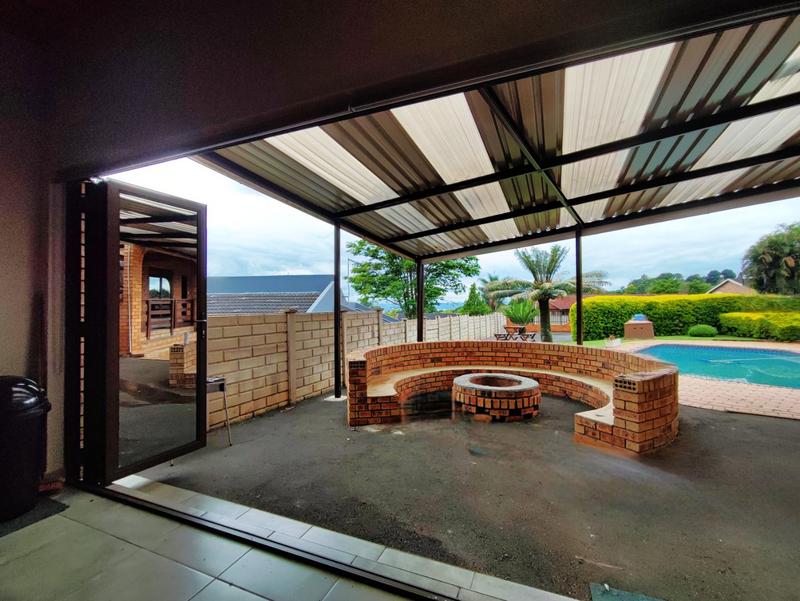 6 Bedroom Property for Sale in Kingston Park KwaZulu-Natal